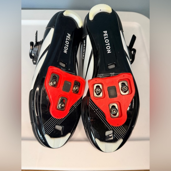 Peloton Cycling Shoes with Delta-Compatible Bike Cleats | Women’s Size 8, EU 39 - Picture 6 of 8